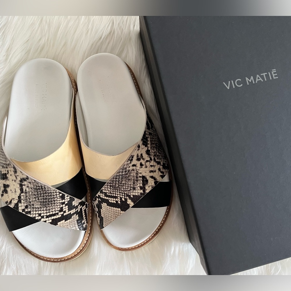 Vic Matie Snake sandals